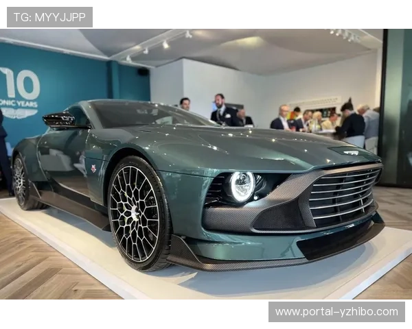 日本站铃鹿赛道激战，阿斯顿·马丁双车积分完赛